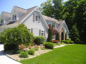 Landscapers and Lawncare Services in Bloomingdale, IL
